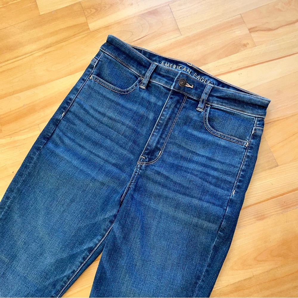 American Eagle Dark Navy High Waisted Skinny Jeans.